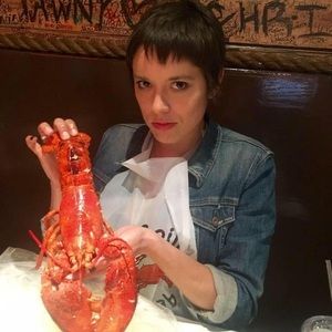 Meet your Posher, Sally